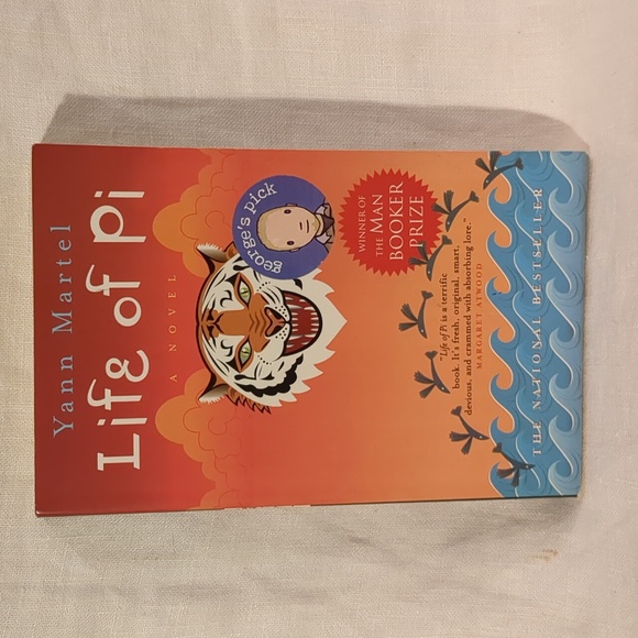 Book Club Bundle Novels Paperback Life of Pi Contemporary Lot of 6 Map of Love - Picture 2 of 14